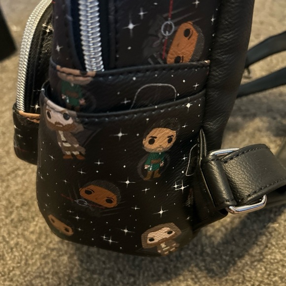 Star Wars mini backpack w/adjustable straps one zipper picket and 2 side pockets main image 12